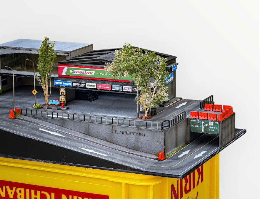 Showroom Garage Autoshop Diorama