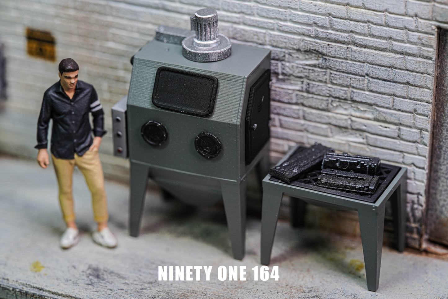 SET14 : Sand Blasting Cabinet [Ninetyone1/64]